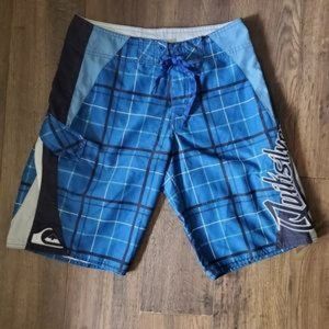 Quiksilver Men's Tsunami Blue Plaid Boardshorts